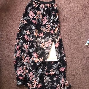 Maxi floral skirt with slits up sides